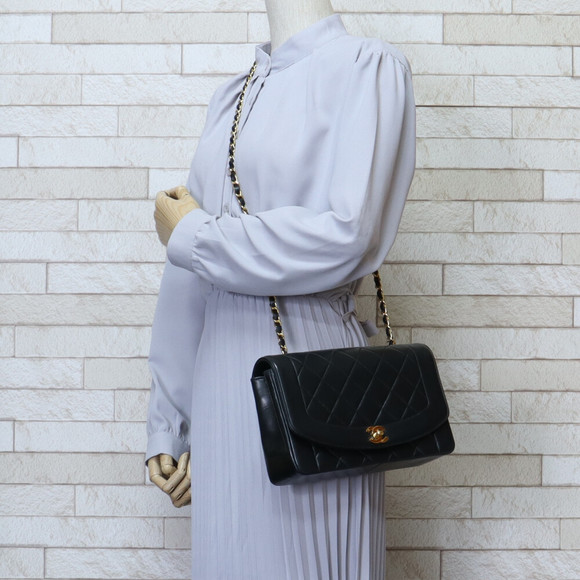 Chanel Shoulder Leather Black Chain Diana Bag - Picture 1 of 7